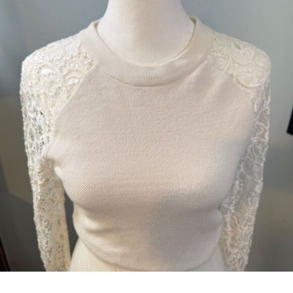Alice + Olivia Dress Size XS Blake Ivory Lace Sleeve Fit Flare Coquette - Picture 2 of 10